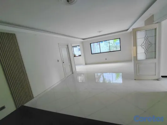 apartamentos - vendo amplio apartamento en Evaristo Morales  10