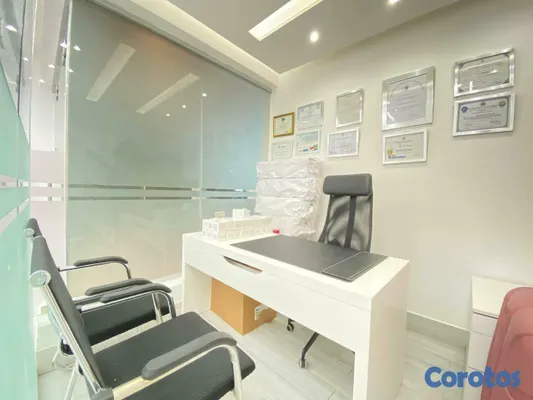 oficinas y locales comerciales - Local comercial en alquiler en primer piso 6