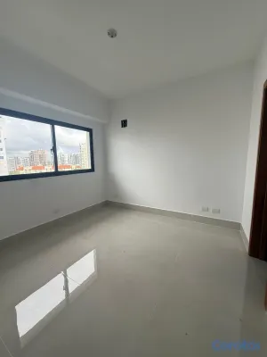 apartamentos - vendo la Esperilla piso 8 una habitación 1.5 baños parqueo balcón amplio  4