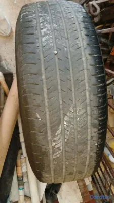 repuestos - se venden dos gomas usadada 235/65/17 hankook de crv 7
