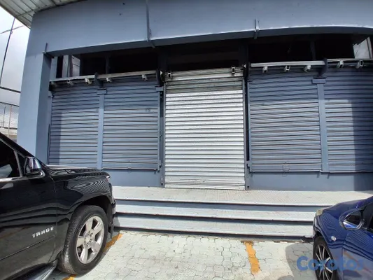 oficinas y locales comerciales - Alquilo Local 2 niveles 350 mts  mts en la 27 febr 2
