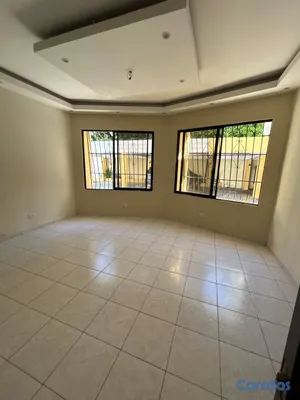 apartamentos - En Venta  Primer piso con patio – Amplio Apartamen 10