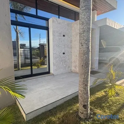 casas - Se Vende Nueva y Moderna Casa con Piscina ubicada  2