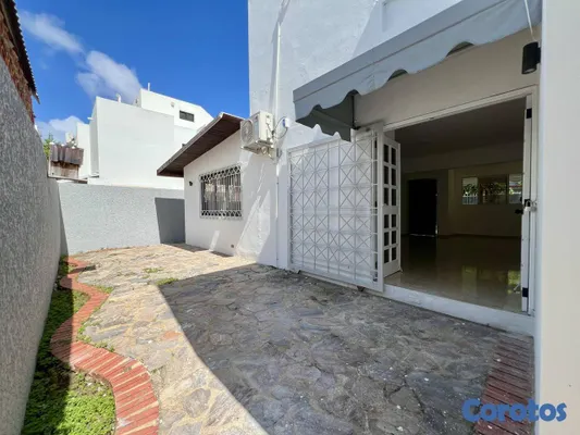 casas - Casa de 4 habitaciones 3 baños en alquiler en Viej 8
