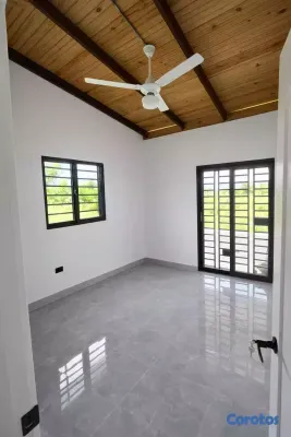 casas vacacionales y villas - Se Alquila Hermosa Casa de Campo en Don Juan, Mont 7