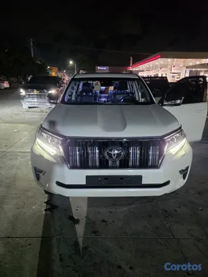 jeepetas y camionetas - Toyota Land Cruiser Prado 2024 3