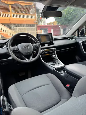 jeepetas y camionetas - Toyota rav4 2021 LE 4x4 (AWD) plussss 14