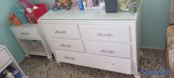 muebles y colchones - VENDO Juego de habitación en pino color blanco  4