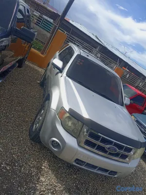 jeepetas y camionetas - Yipeta Gris Ford Escape XLT Full Años 2008 7