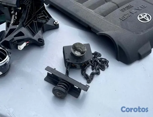 repuestos - PORTA GOMA TOYOTA TUNDRA 2018  CADENA REPUESTA  2