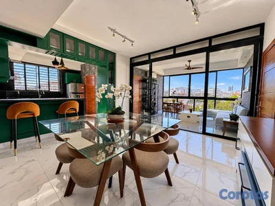 Apartamento de 3 habitaciones en alquiler en Mirad