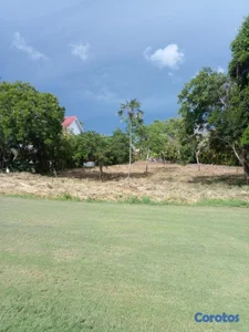 Solar  en venta en excelente zona en Guavaberry.