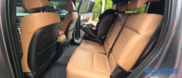 jeepetas y camionetas - hiunday santa fe gs 2025 10