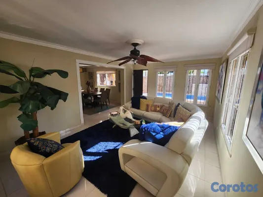 casas - RESIDENCIA EXCLUSIVA EN VENTA – CASA EN BELLA VIST 7