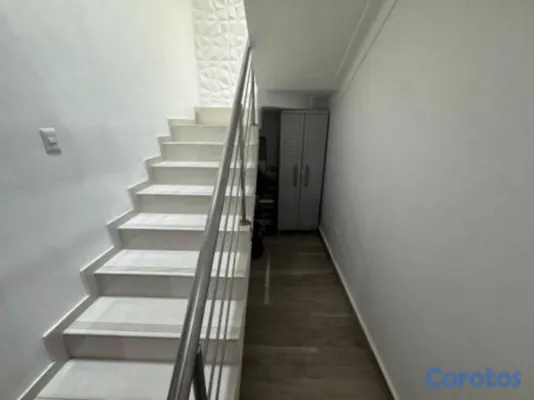 apartamentos - Primer nivel con patio 4 habitaciones en venta en  9
