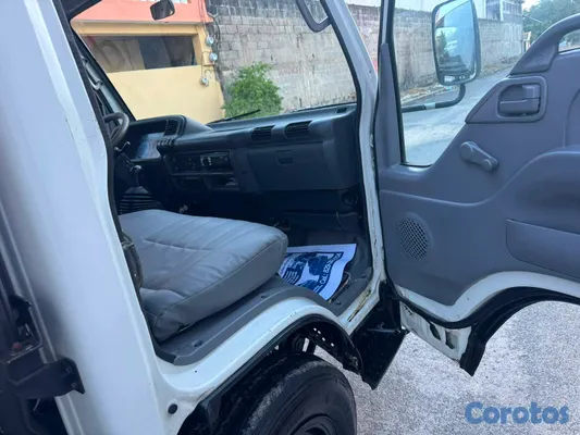 camiones y vehiculos pesados - Camion Isuzu QKR 2017 8