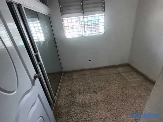 casas - BAYONA ALQ CASA Y APTOS 2 Y 3 HAB MARQUESINA RD$10 10