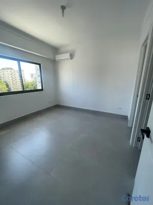 apartamentos - Apartamento con Linea Blanca en Evaristo 4