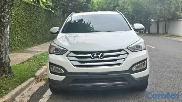 jeepetas y camionetas - Hyundai Santa Fe Excelentes Condiciones 3
