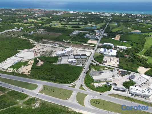 solares y terrenos - Solar de 17,000 metros en PuntaCana, entorno envid 5