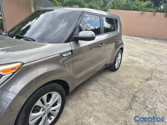 jeepetas y camionetas - lo vendo muy buena condiciones llamen solo interesado.. 9