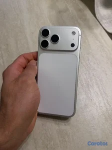 iPhone 17 Pro Max 256 GB. 1 mes de uso- Batería 🪫 100% Desbloqueado.