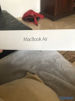 computadoras y laptops - es una Apple Mac book air para piezas dejo de prender lo demás esta muy bien  12