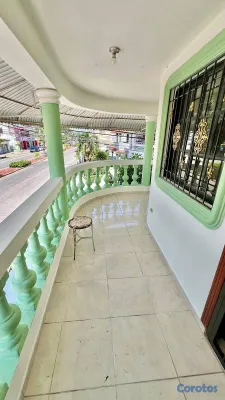 casas - Se alquila amplia propiedad para vivienda/negocio en Av. Circunvalación San Juan 7