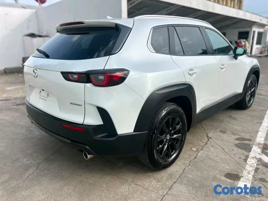 jeepetas y camionetas - mazda cx50 2025 5