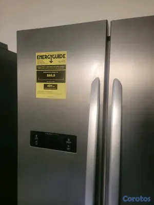 electrodomesticos - Nevera de dos puertas Frigidaire. 4