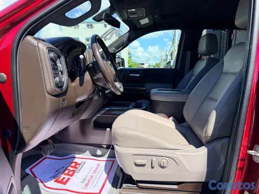 jeepetas y camionetas - 2020 CHEVROLET SILVERADO RST 1500 DURAMAX 9