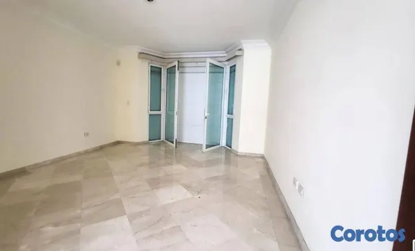 casas - Casa de 4 habitaciones 4 baños en alquiler en Los  2