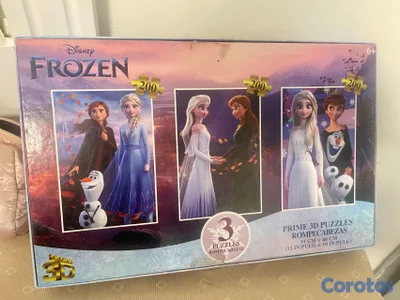 Caja con 3 rompecabezas de Frozen de 200 piezas cada uno