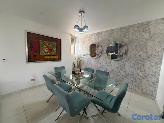 apartamentos - vendo la Julia tercer nivel dos habitaciones dos baños parqueo servicio  4