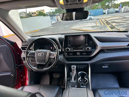 jeepetas y camionetas - TOYOTA HIGHLANDER XLE ,AÑO 2021, 3 FILAS DE ASIENT 8