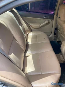 HONDA CIVIC 2004 EN BUEN ESTADO