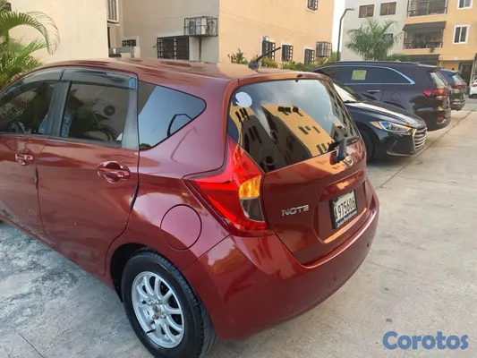 carros - se vende Nissan bote de oportunidad  5