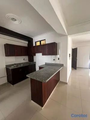 apartamentos - *📌Vendo APARTAMENTO clásico (remodelado)📌 3ER  PISO SIN ASCENSOR* 10