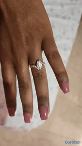 Vendo Anillo en oro y diamante