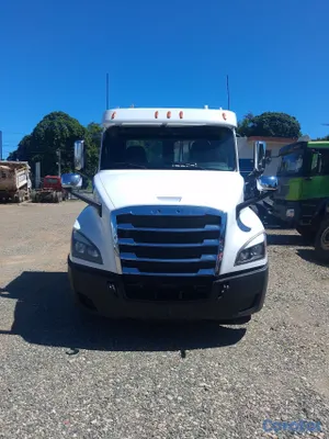 camiones y vehiculos pesados - Camion Freightliner Cascadia 6