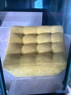 decoración y accesorios - Otoman color amarillo  2