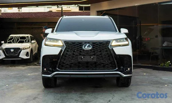 jeepetas y camionetas - LEXUS LX600 F SPORT 2024 | 18,000 MILLAS | CLEAN C 6