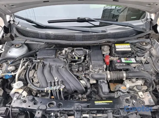 carros - Nissan Versa 2019 Americano en Venta 7