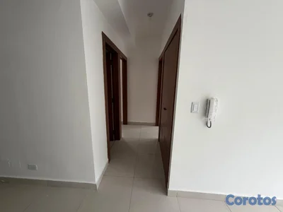 Alquilo apartamento nuevo en Arroyo Hondo Viejo (A