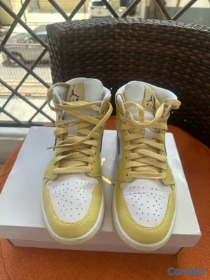zapatos para mujer - ✨Air Jordan 1 Mid Originales! ✨Como nuevos!!! 2