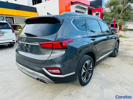 jeepetas y camionetas - HYUNDAI SANTA FE SEL 2020 6