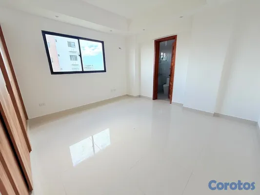 apartamentos - venta de apartamento 4to nivel en la autopista de san isidro con 104mts  8
