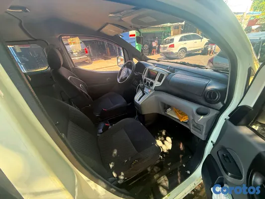 jeepetas y camionetas - Nissan nv 200 2016  3