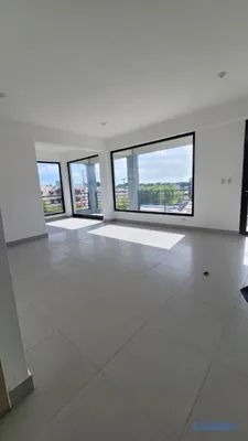 oficinas y locales comerciales - Local en alquiler en Jardines del Arroyo Jacobo Ma 10