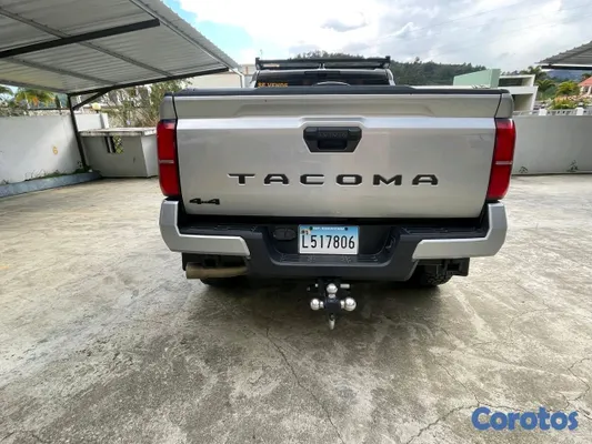 jeepetas y camionetas - Toyota tacoma trd pro 2024 clean carfax  5